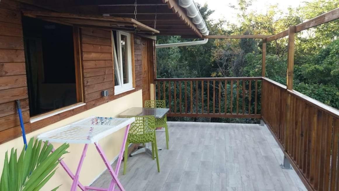 Gite Bananier Bouillante Zewnętrze zdjęcie
